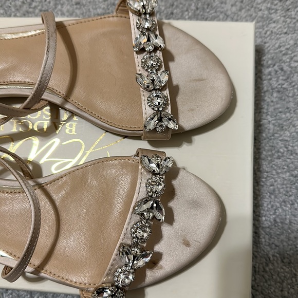 JEWEL BADGLEY MISCHKA Ohara Flat Dress Sandals - Picture 2 of 5